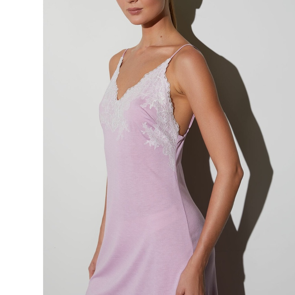 Natori Shangri-La chemise in Soft Lavender size M NWT